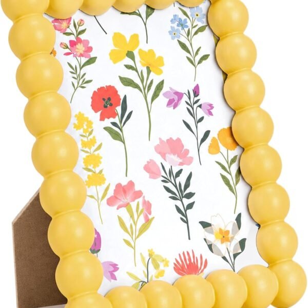 Beaded photo frame