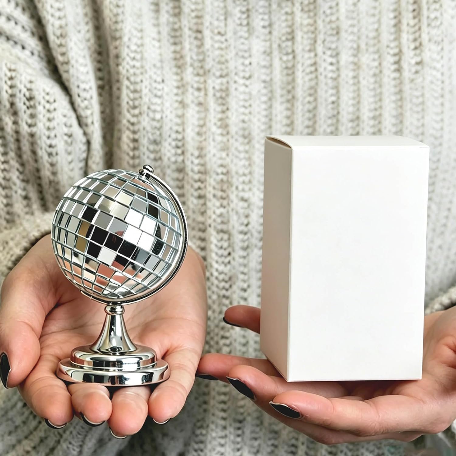Mini Disco Ball Globe Retro Table Decor - Image 2